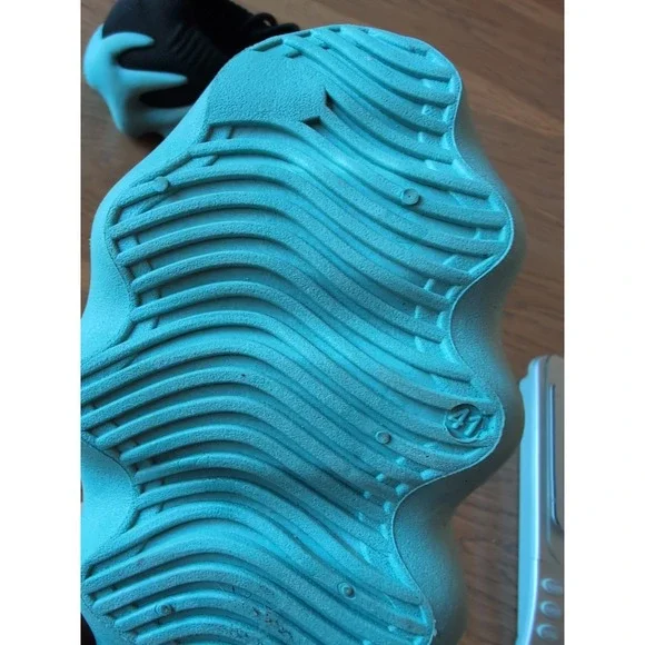 Dreamerz Cloud 450 Sneakers" Black &Blue-Sz 41 EU 8.5 US EUC - Picture 6 of 7